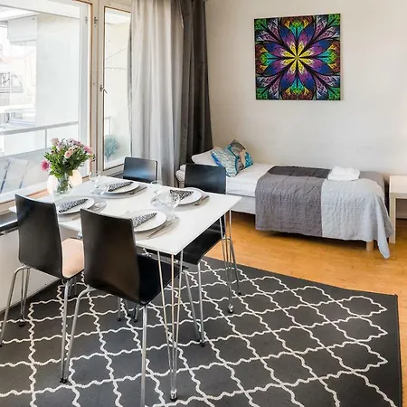 Apartamento Kotimaailma - Kivenhakkaajankatu 3 *